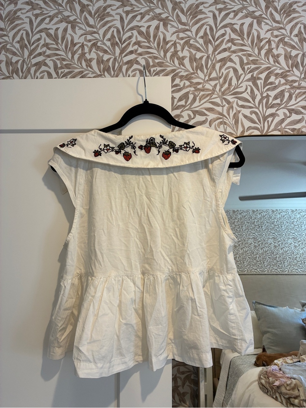 Anthropoligie White Embroidered Peplum Cotton Top - Picture 3 of 4
